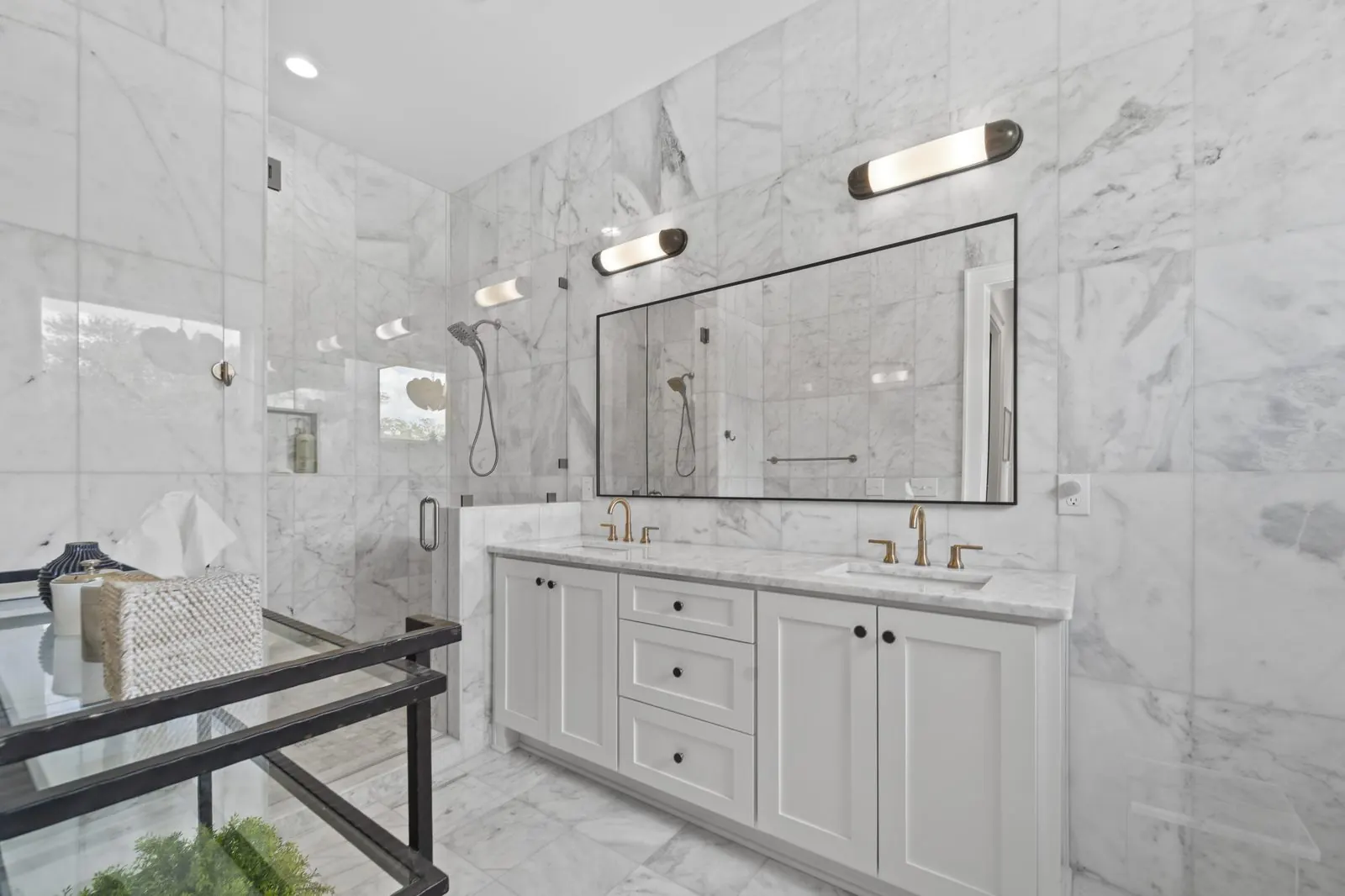 Real estate exterior detail